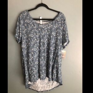 Lularoe Classic Tee
